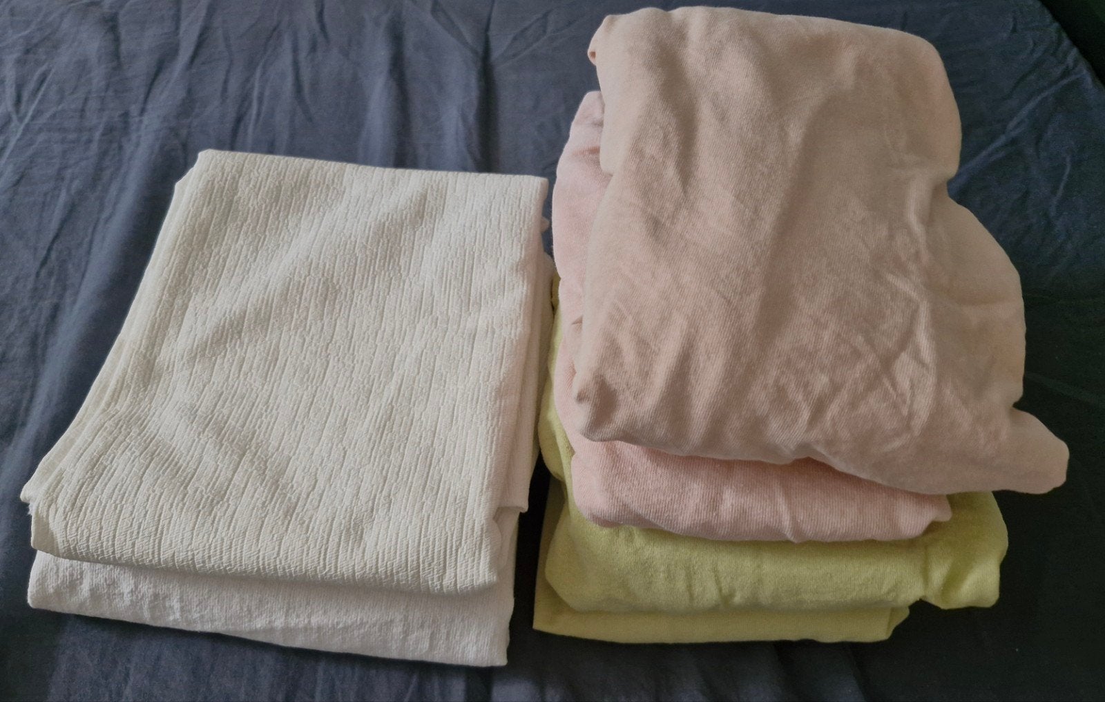 Diverse hoeslakens en dekbedovertrekken voor baby/kind, Kinderen en Baby's, Ophalen, Gebruikt, Jongetje of Meisje, Beige