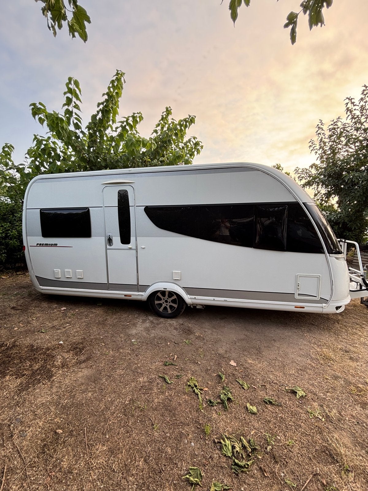 Hobby Premium 460 UFe 2012 | Mover | Airco | zeer compleet, Omvormbare zithoek, Rondzit, Hobby, Particulier