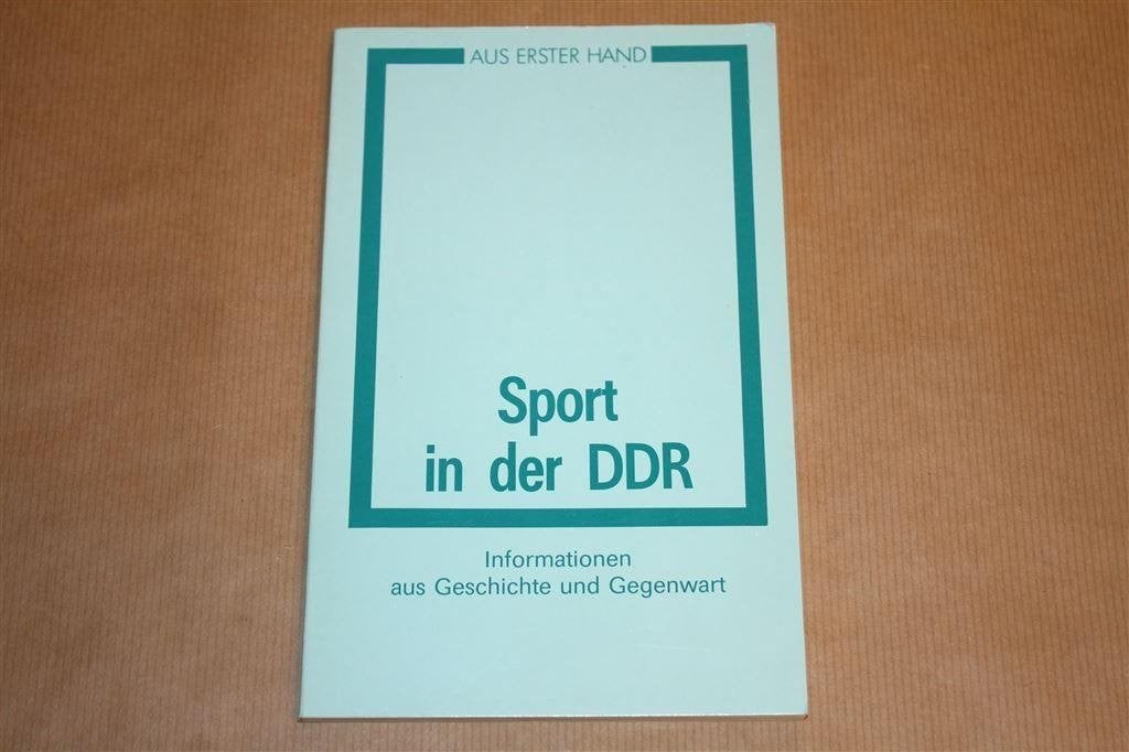 Sport in der DDR - Oude uitgave 1984, Boeken, Geschiedenis | Wereld, Ophalen of Verzenden, Zo goed als nieuw, Europa