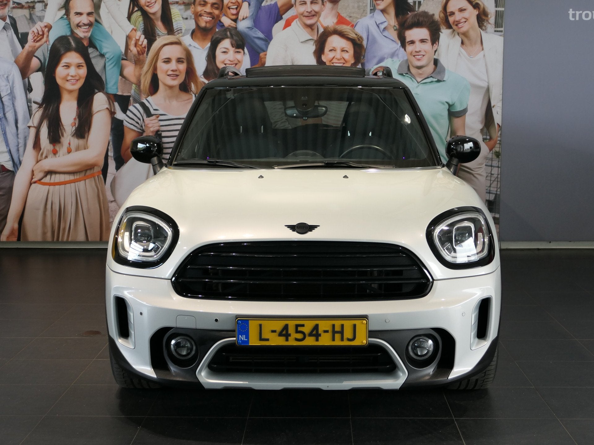 MINI Countryman 1.5 Cooper MINI Yours - Occasion Lease vanaf, Auto's, 136 pk, Gebruikt, Countryman, Wit