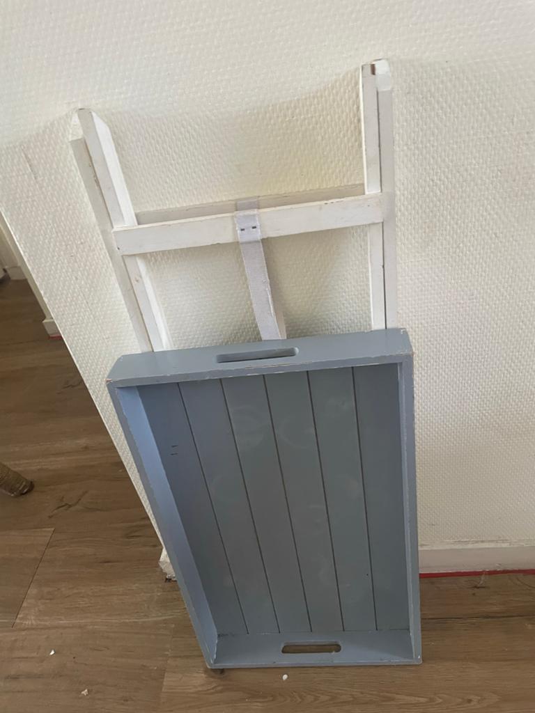 Butlertray; Dienbladtafel met dienblad 'PLATEAU', Ophalen, Gebruikt, 55 tot 75 cm, 60 cm of meer