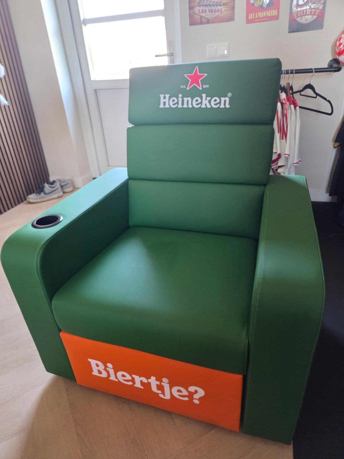 Heineken Stoel met Bekerhouder - Zo goed als nieuw, Ophalen, Kunststof, Overige kleuren, Gaming, Modern, Recliner
