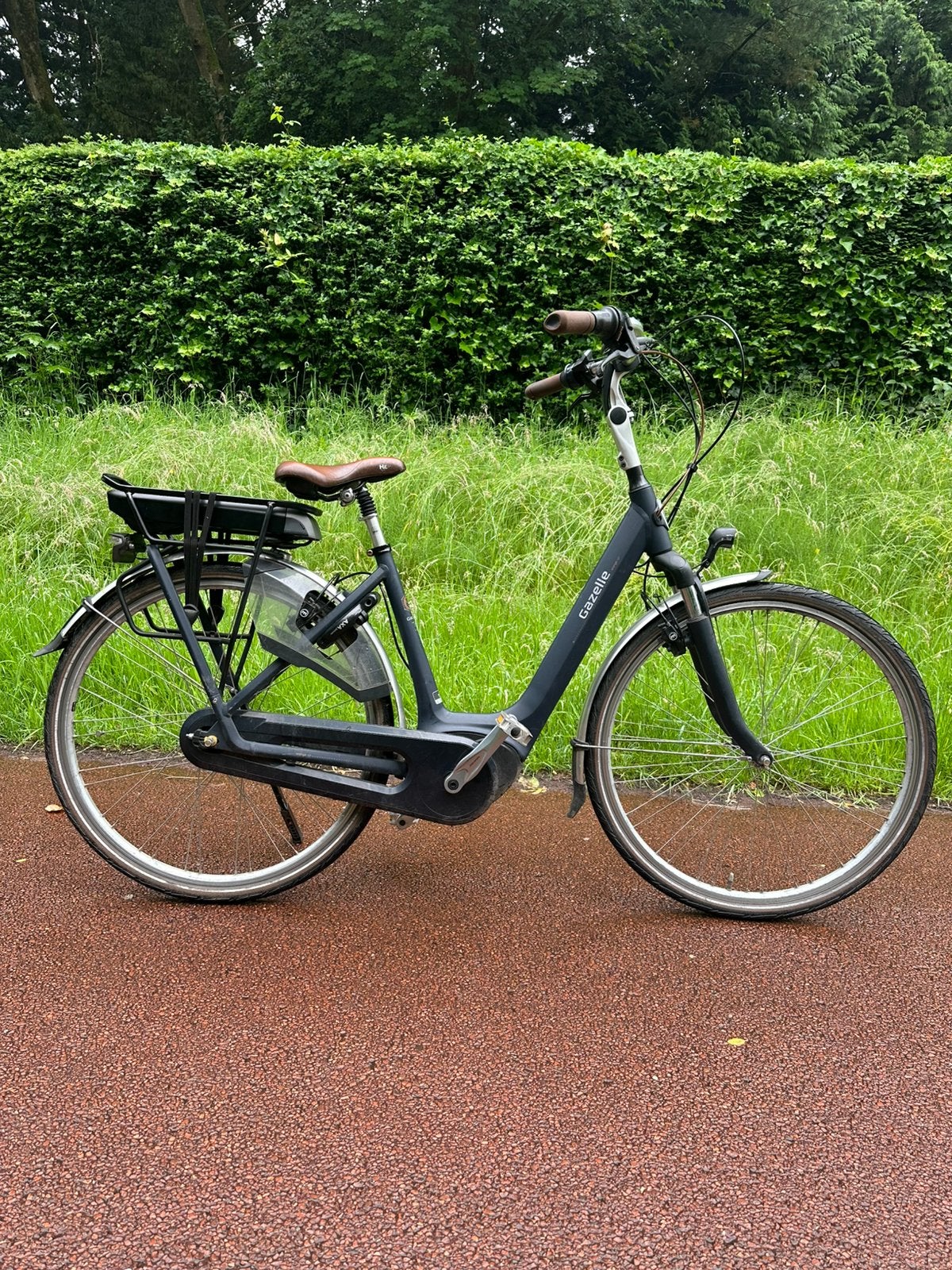 Gazelle elektrische fiets met Bosch middenmotor, Fietsen en Brommers, Elektrische fietsen, Ophalen, Zo goed als nieuw, Gazelle
