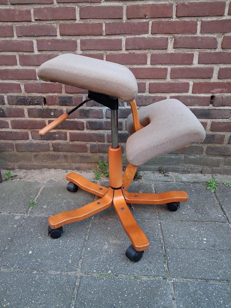 Stokke Wing Stoel / Bureaustoel, Huis en Inrichting, Ophalen of Verzenden, Ergonomisch, Gebruikt, Beige