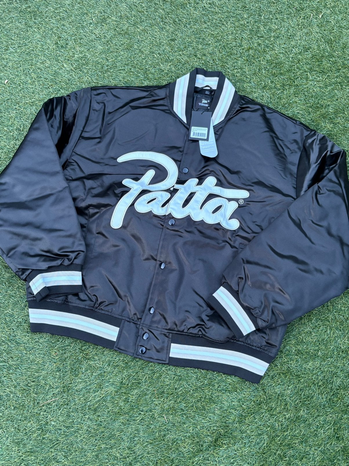 Patta Satin Varsity Jacket XL - Nieuw, Ophalen of Verzenden, Nieuw, Maat 56/58 (XL), Zwart