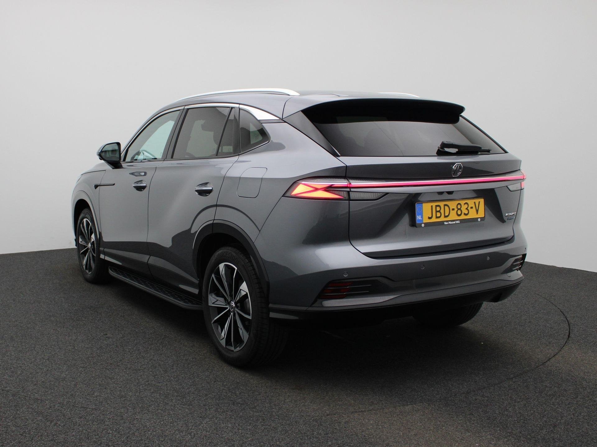 MG MG HS PHEV 1.5 Luxury | 100km Electrisch | Navi | CarPlay, Auto's, 12 maanden, Stof, Gebruikt, 4 cilinders