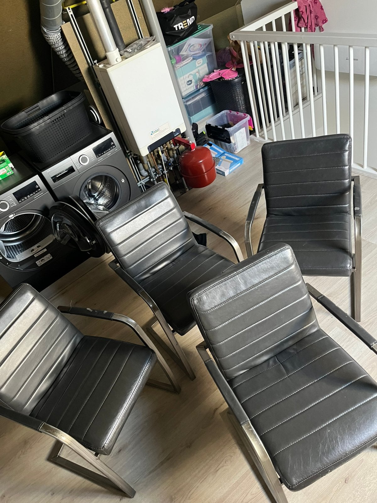 Eetkamer stoelen zwart 4x, Ophalen, Gebruikt, Zwart, Leer