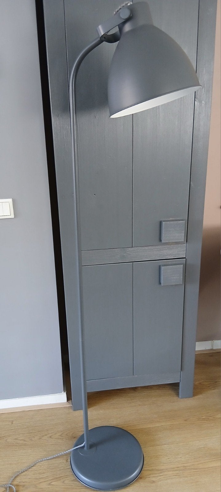 vloerlamp ikea, grijs, Ophalen, Zo goed als nieuw, 150 tot 200 cm