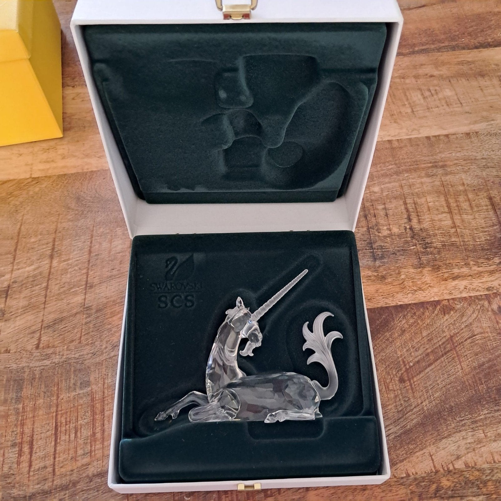 Swarovski SCS Jaarstuk Eenhoorn met doos en certificaat, Ophalen of Verzenden