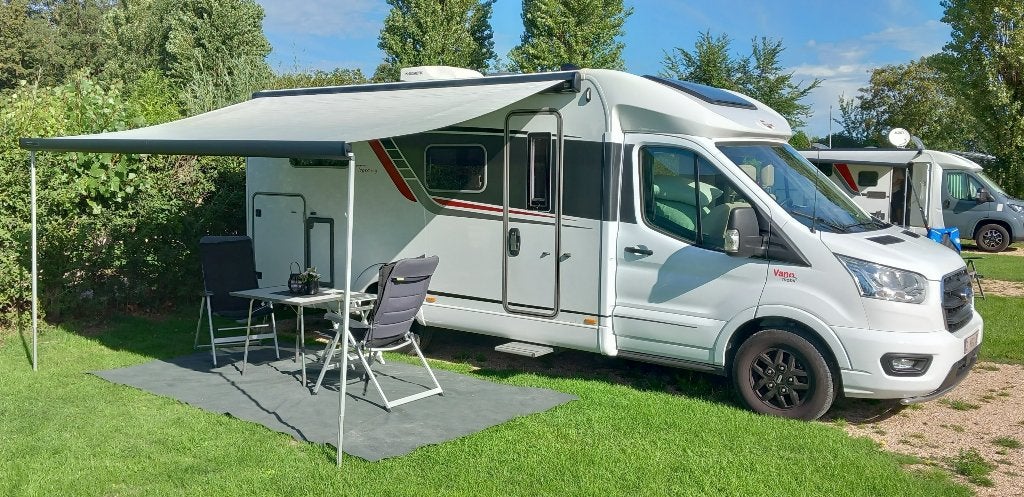 Prachtige jonge camper