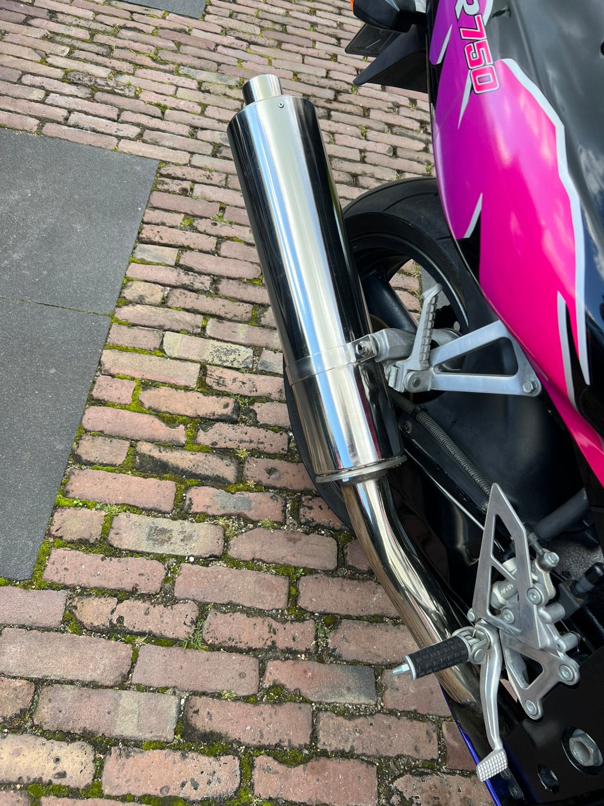 Handgemaakte uitlaat demper voor een Kawazaki zxr750, Motoren, Onderdelen | Kawasaki, Ophalen of Verzenden, Nieuw