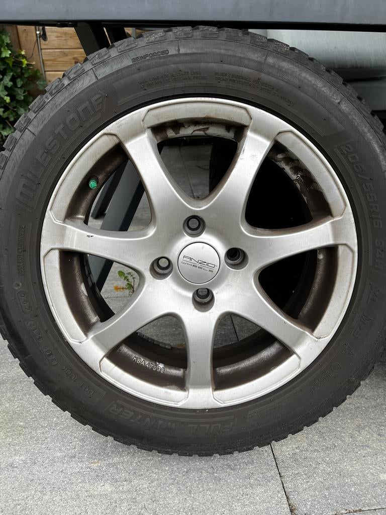 Winterbanden met velgen 205/55R16 - Anzio Wheels, Gebruikt, 16 inch, Banden en Velgen, Personenwagen