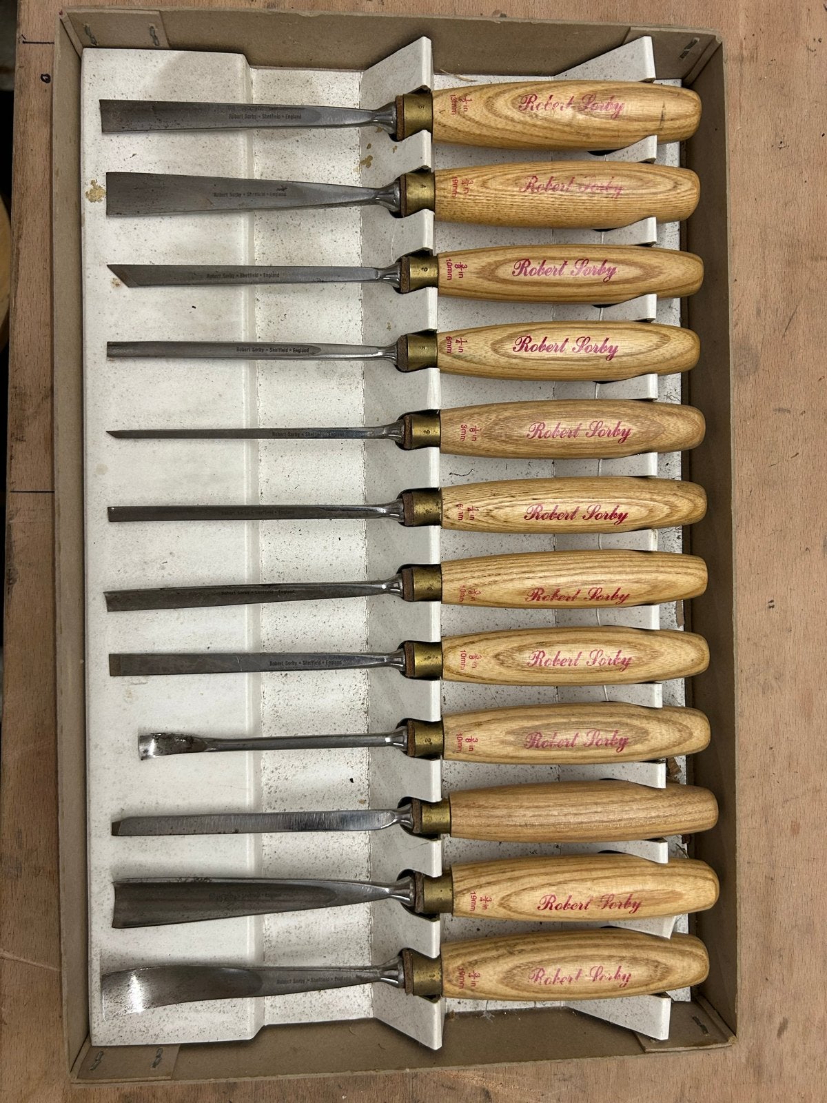 Robert Sorby Houtsnijset N612A - 12-delige set, Doe-het-zelf en Verbouw, Gereedschap | Handgereedschap, Ophalen, Zo goed als nieuw