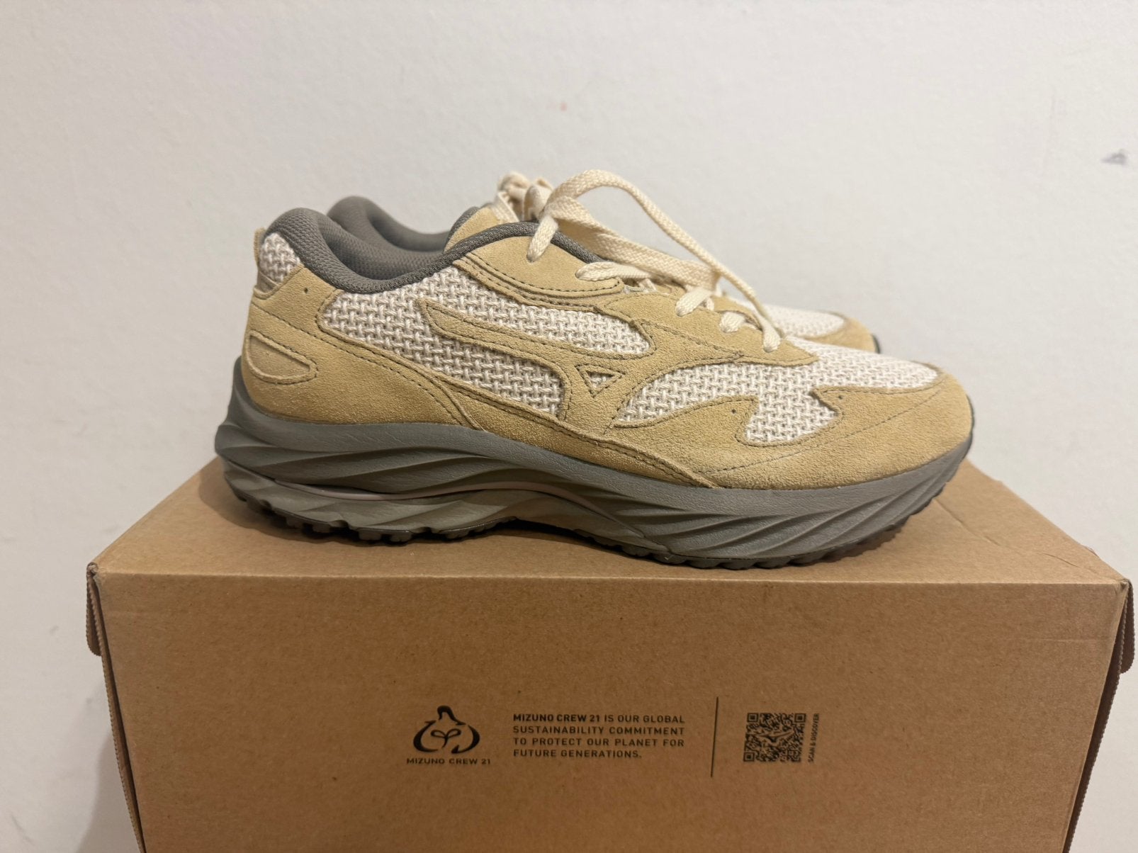 Te koop nieuwe Mizuno Wave Rider Beta, Postlaan 3, Nieuw, Ophalen of Verzenden, 123@home.nl