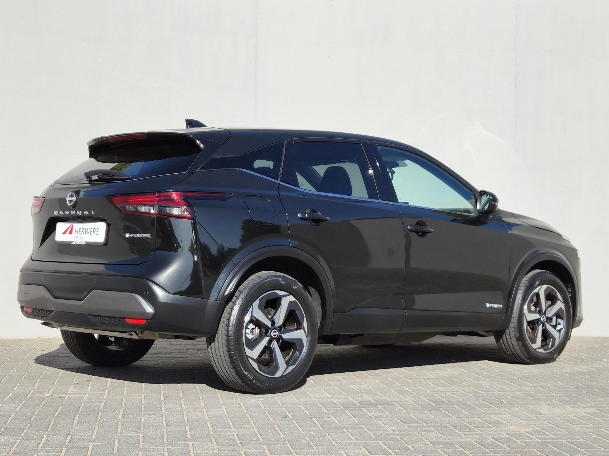 Nissan Qashqai 1.5 e-Power N-Connecta / Adaptief cruise cont, Gebruikt, 2 kWh, Zwart, Bedrijf