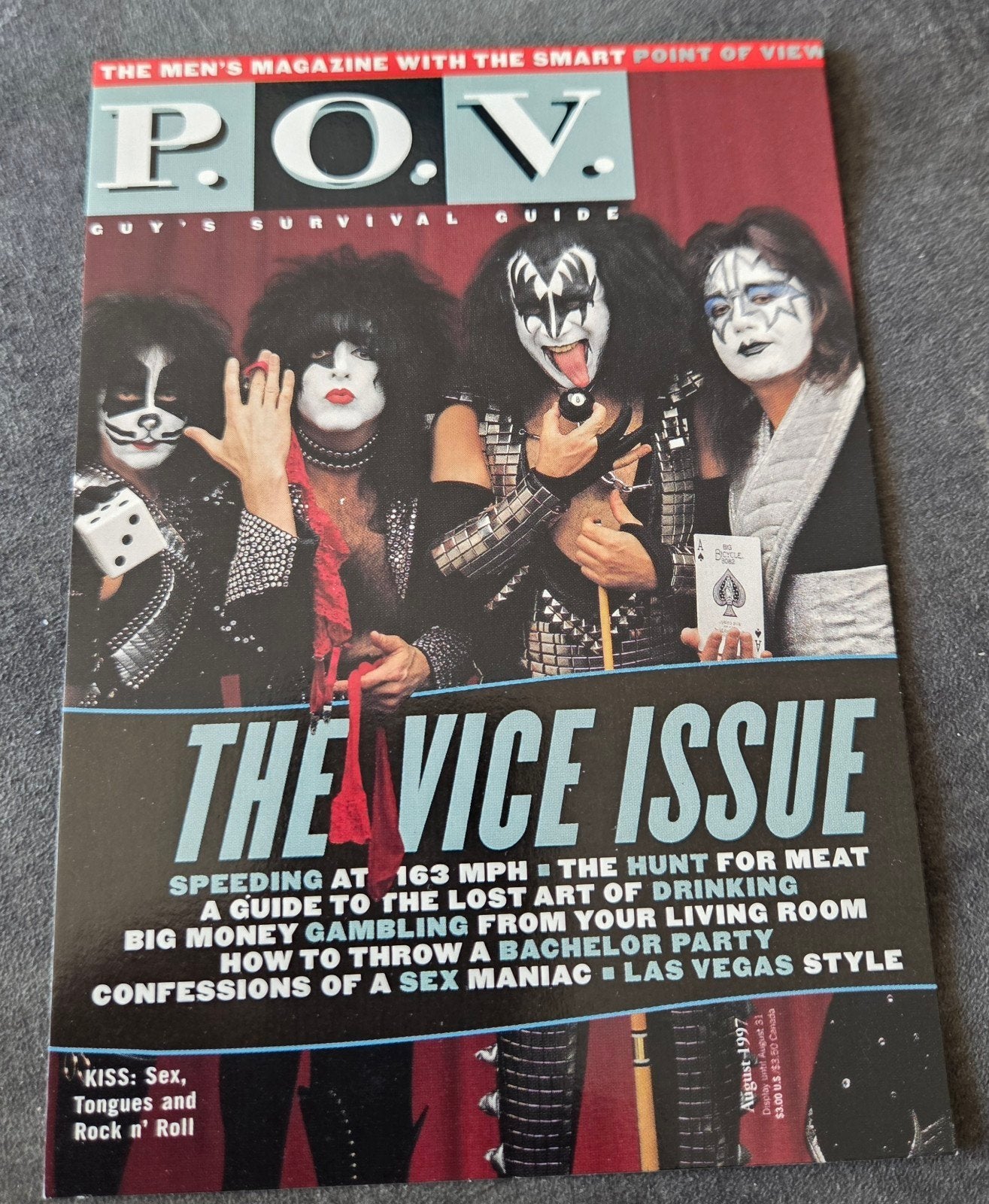 Rockband KISS op de cover van P.O.V. Magazine, Verzamelen, Verzenden, 1980 tot heden, Ongelopen, Sterren en Beroemdheden