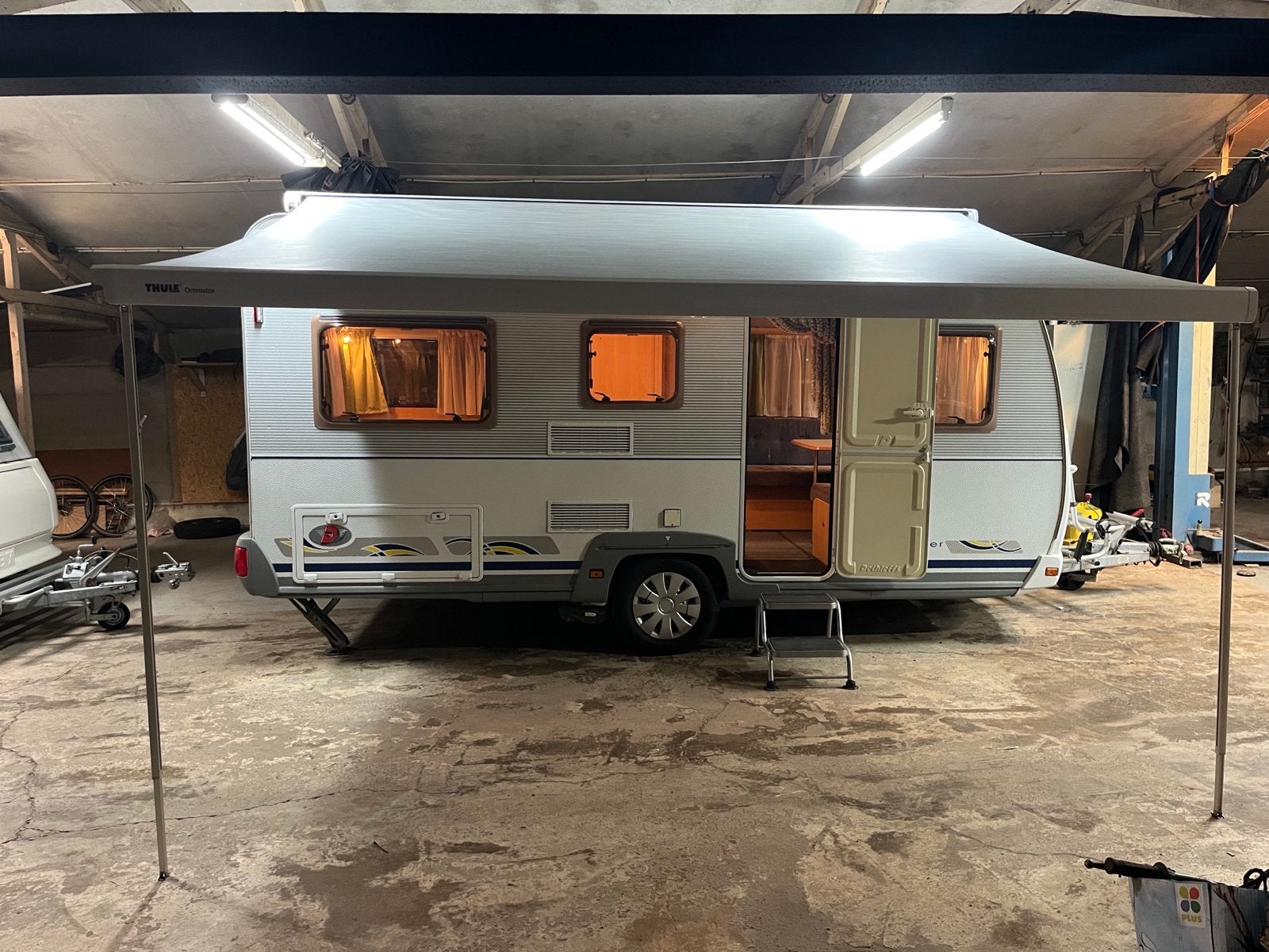 Prachtige Dethleffs430 DB  incl.mover,luifel fietsendrager, Particulier, Mover, Dethleffs
