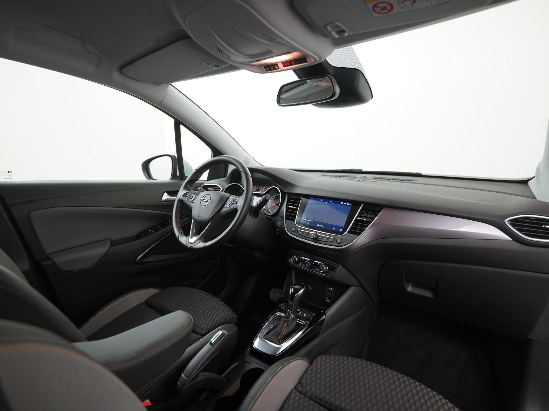 Opel Crossland X 1.2 Turbo Innovation Automaat | Trekhaak |, Auto's, 12 maanden, Gebruikt, Euro 6, Wit
