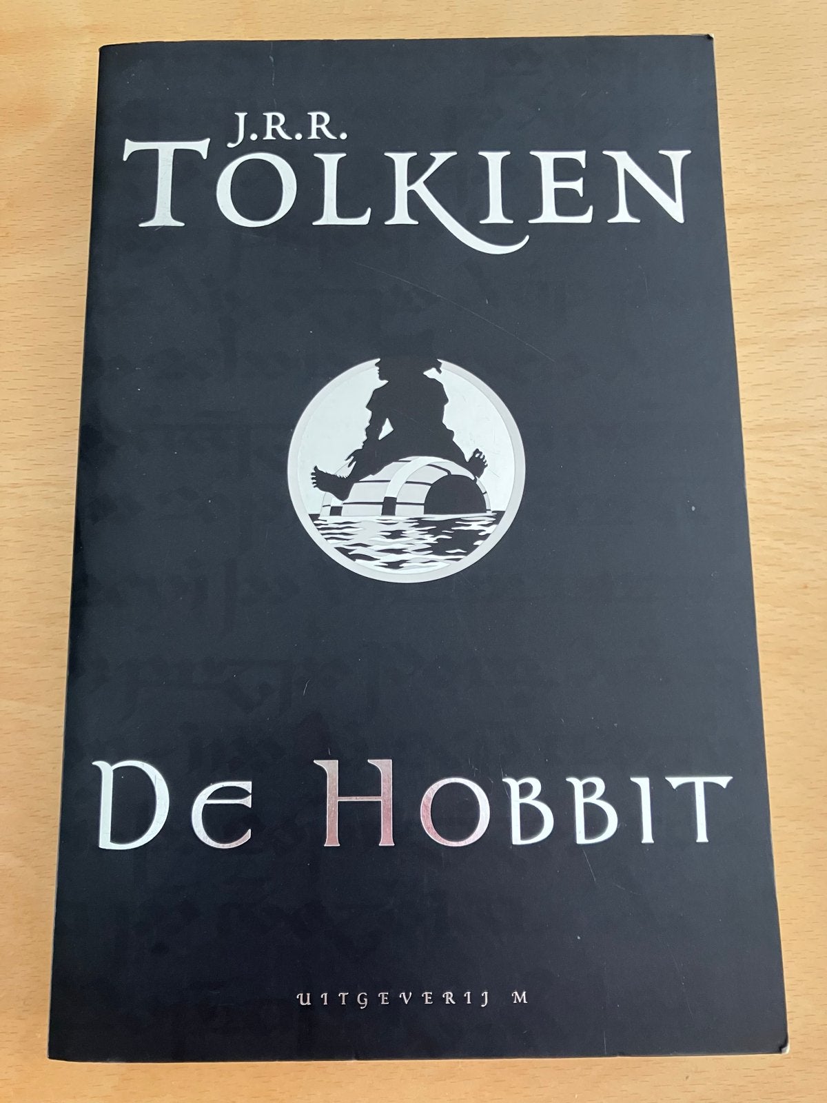 J.R.R. Tolkien: De Hobbit & De Silmarillion, Boeken, Ophalen of Verzenden, Gelezen
