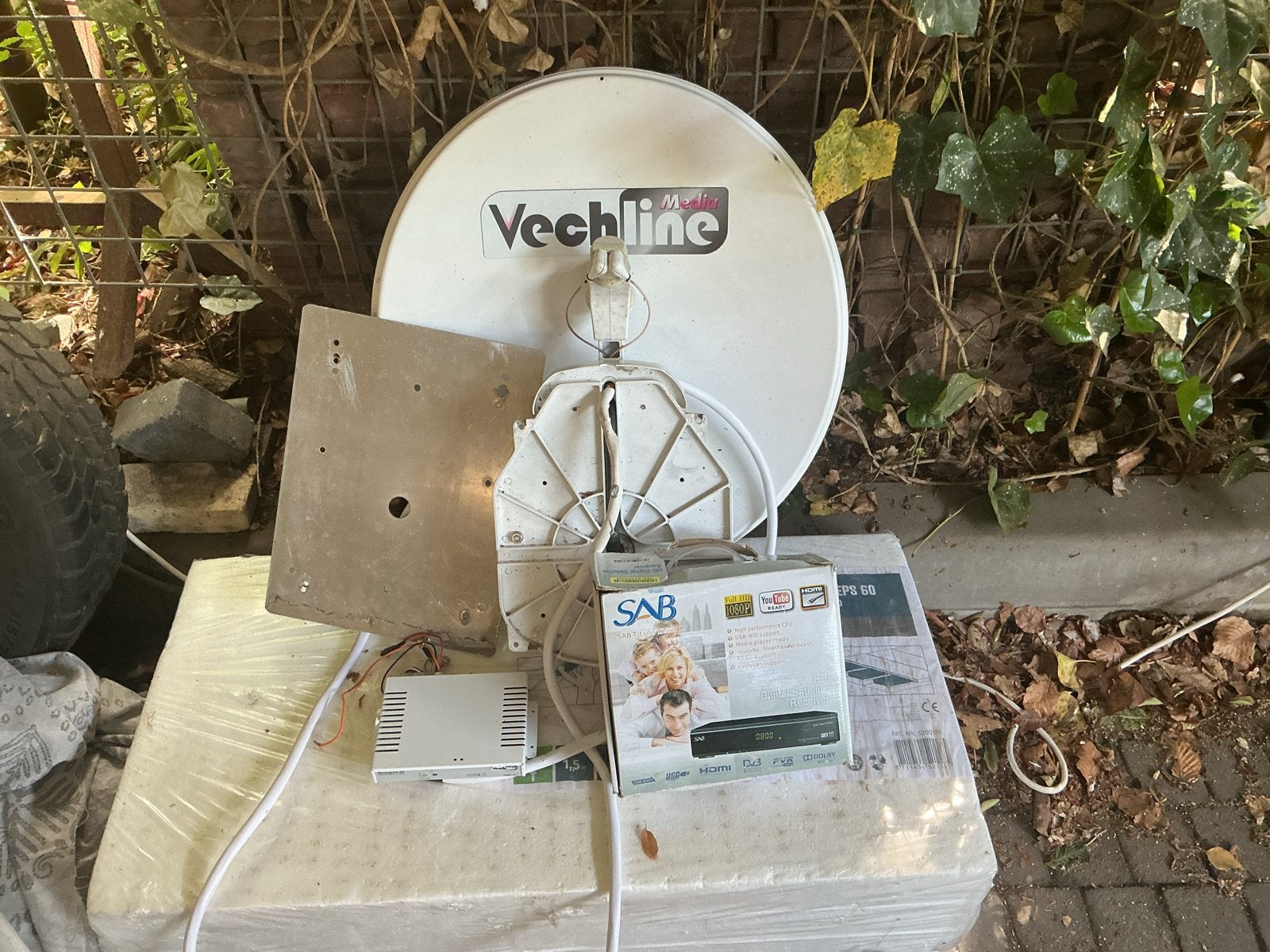 Vechline automatische schotelset - compleet en werkend, Ophalen, Gebruikt, (Schotel)antenne, Overige merken