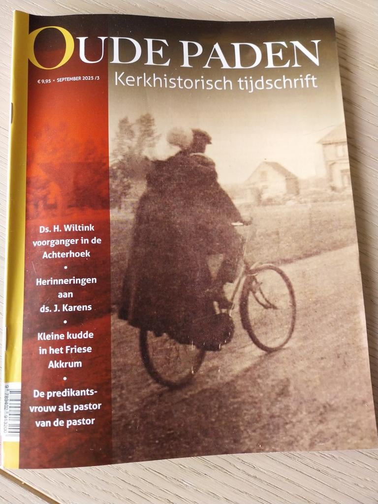 Oude paden, Ophalen of Verzenden, Zo goed als nieuw