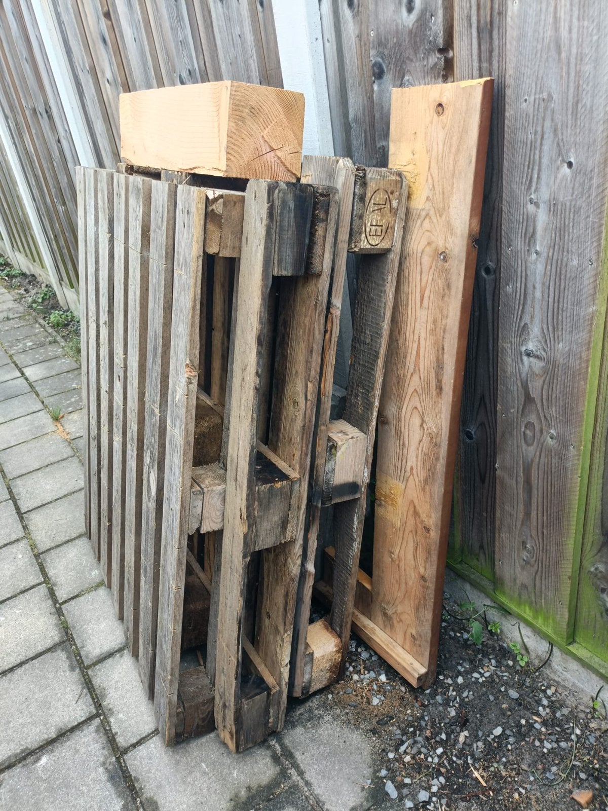Gratis brand hout, Minder dan 3 m³, Ophalen