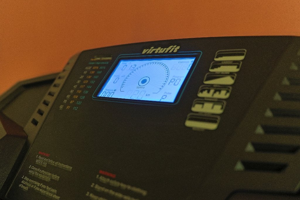 Geweldige loopband met hellingshoek - belastbaar tot 140KG !, Sport en Fitness, Fitnessapparatuur, Ophalen, Zo goed als nieuw
