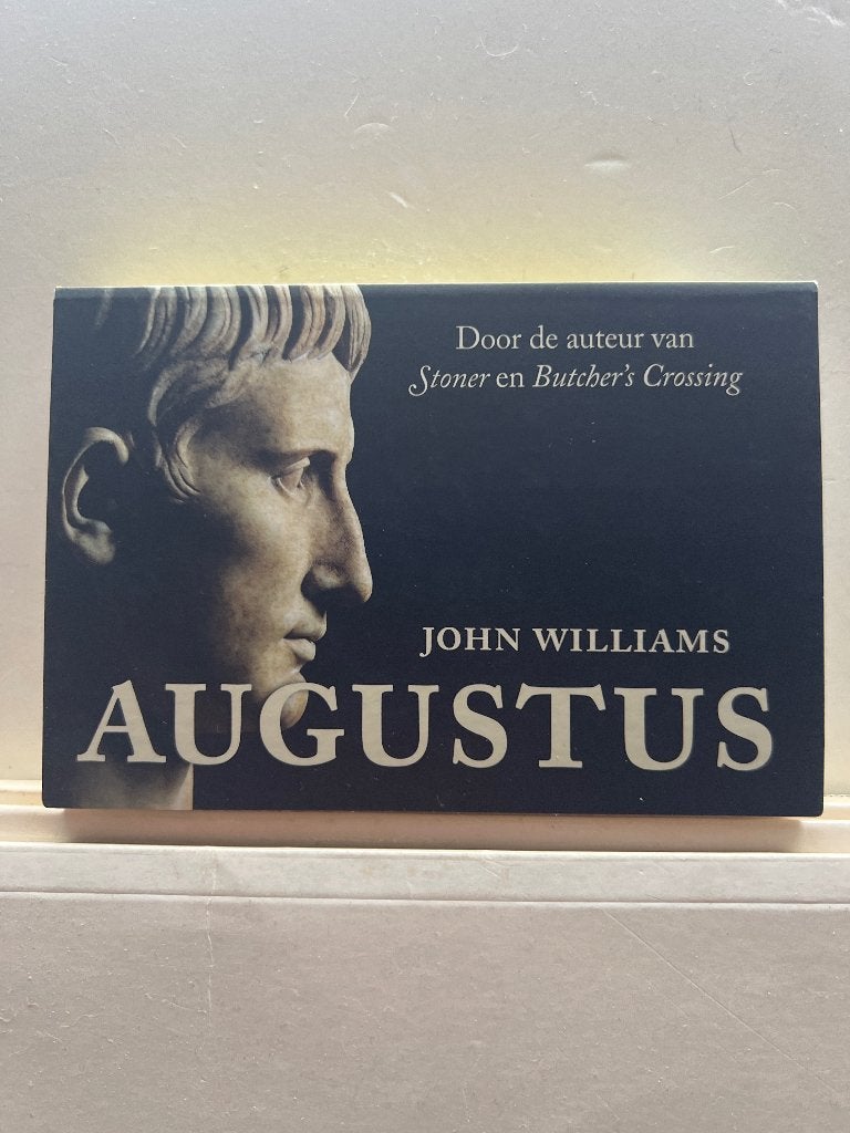 John Williams – Augustus Dwarsligger 311, Ophalen of Verzenden, Zo goed als nieuw, John Williams