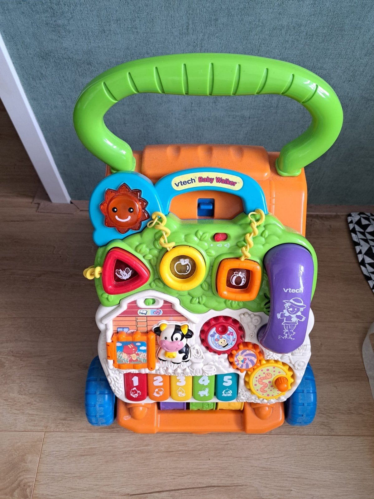 V-tech baby walker babywalker, Ophalen, Zo goed als nieuw, 6 maanden tot 2 jaar