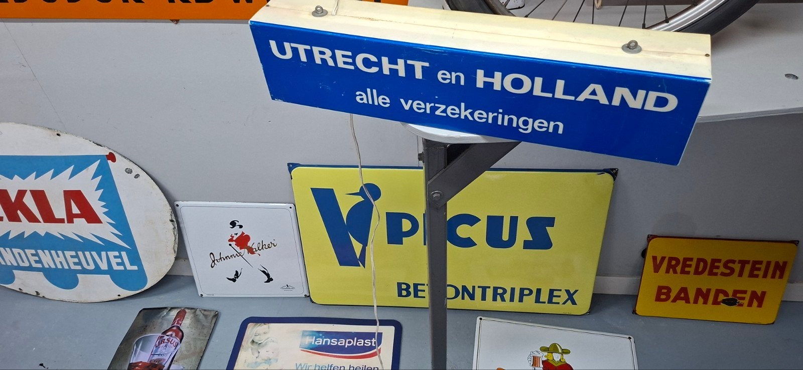 Lichtbak Utrechtse verzekeringen, Verzamelen, Merken en Reclamevoorwerpen, Ophalen of Verzenden, Zo goed als nieuw, Lichtbak of (neon) lamp