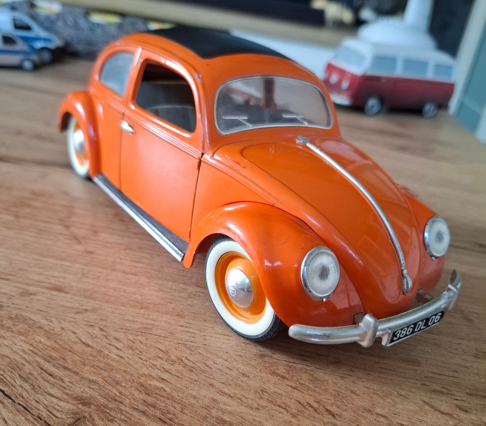 Majorette Volkswagen Kever - Oranje Modelauto, Hobby en Vrije tijd, Modelauto's | Overige schalen, Ophalen of Verzenden, Gebruikt