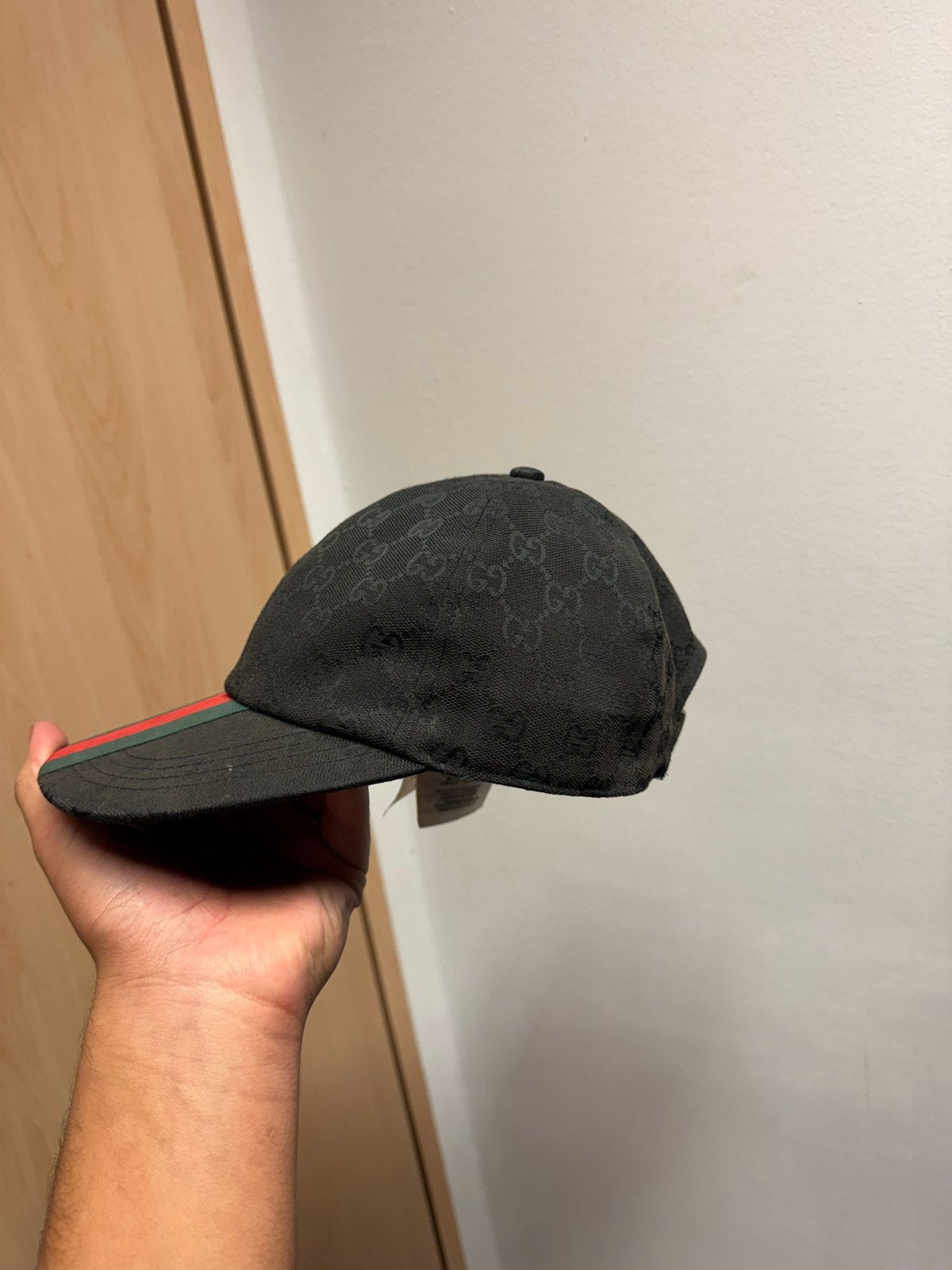Gucci GG Canvas Baseballpet Zwart met Groen/Rood Web, Kleding | Heren, Ophalen of Verzenden, Zo goed als nieuw, One size fits all