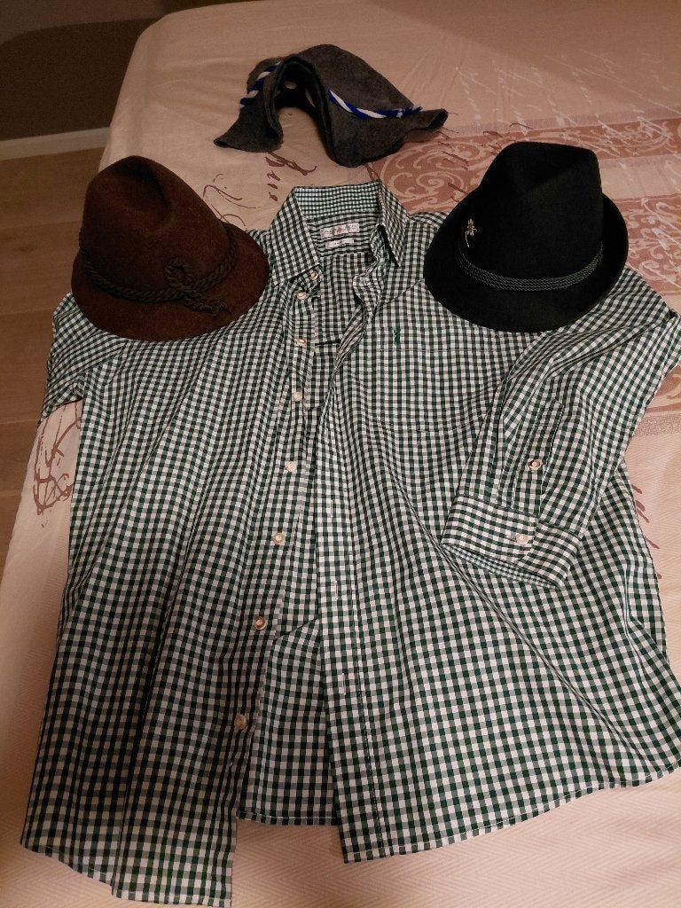 Oktoberfeest heren kleding, Ophalen of Verzenden, Gedragen, Overige maten, Carnaval
