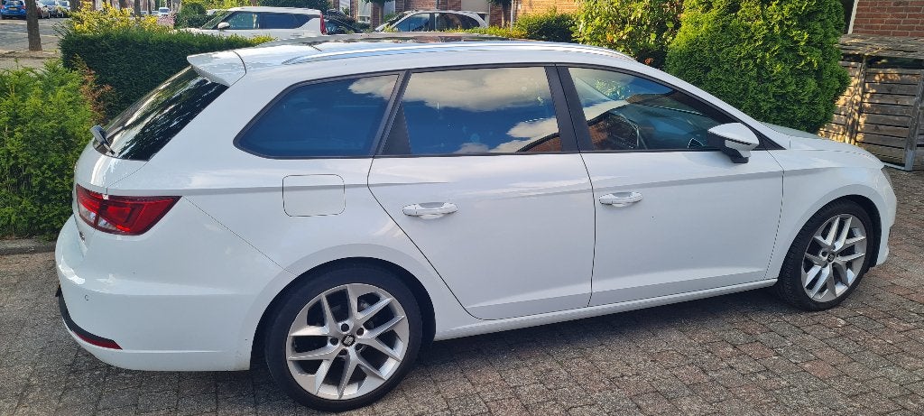SEAT León
