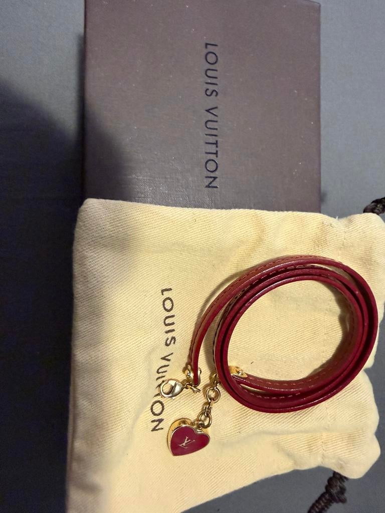 Louis vuitton armband origineel, Ophalen of Verzenden, Zo goed als nieuw, Rood