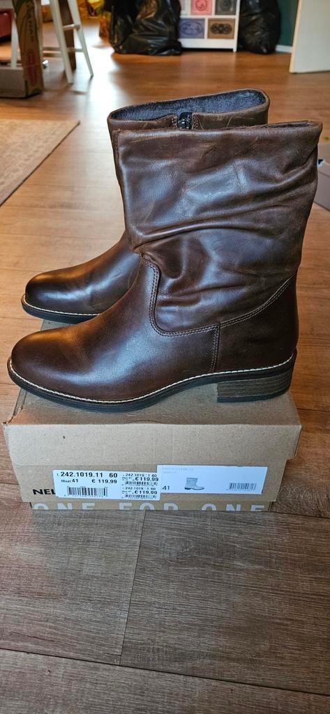 Nelson bruine laarzen maat 41 nieuw, Kleding | Dames, Schoenen, Hoge laarzen, Bruin, Nieuw, Ophalen of Verzenden