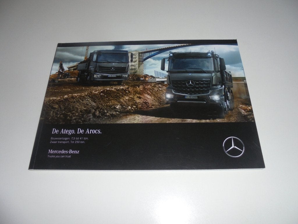 brochure Mercedes Atego en Arocs bouwvoertuigen  2017, Ophalen of Verzenden, Nieuw, Mercedes