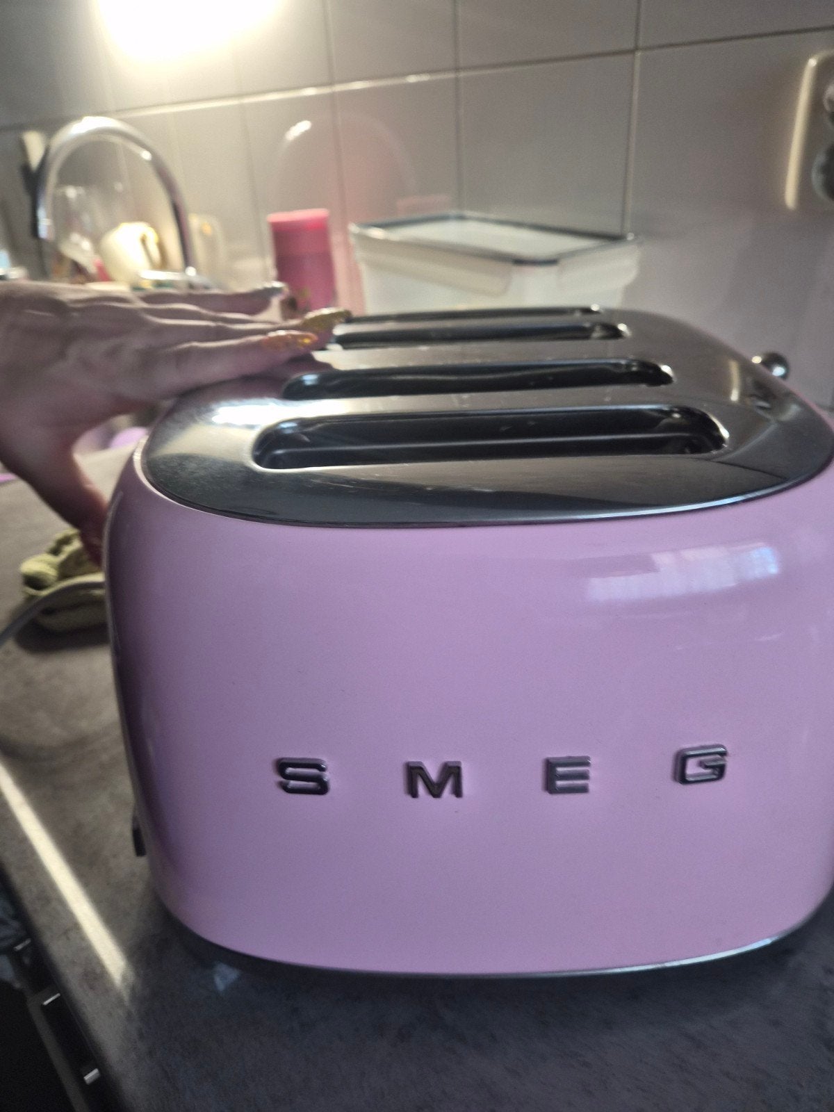 Smeg broodrooster - Roze, 4 sleuven, Witgoed en Apparatuur, Broodroosters, Zo goed als nieuw, Ophalen
