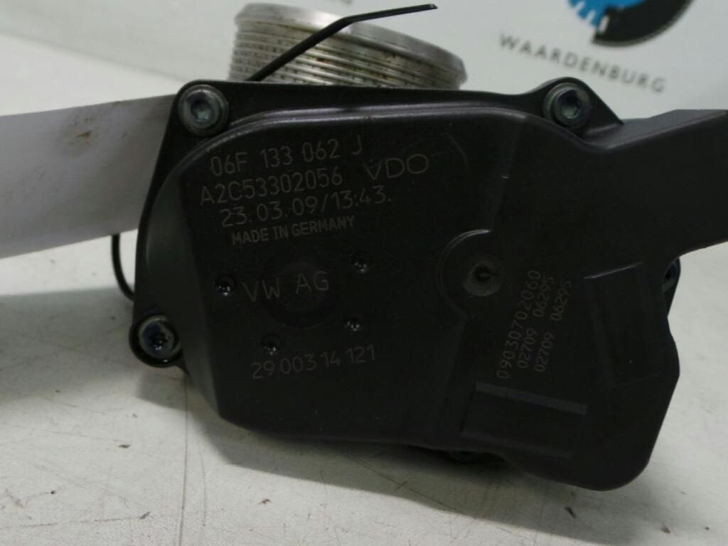 AUDI Q5 GASKLEPHUIS 06F133062J 2010, Ophalen of Verzenden, Gebruikt, Stiba lid