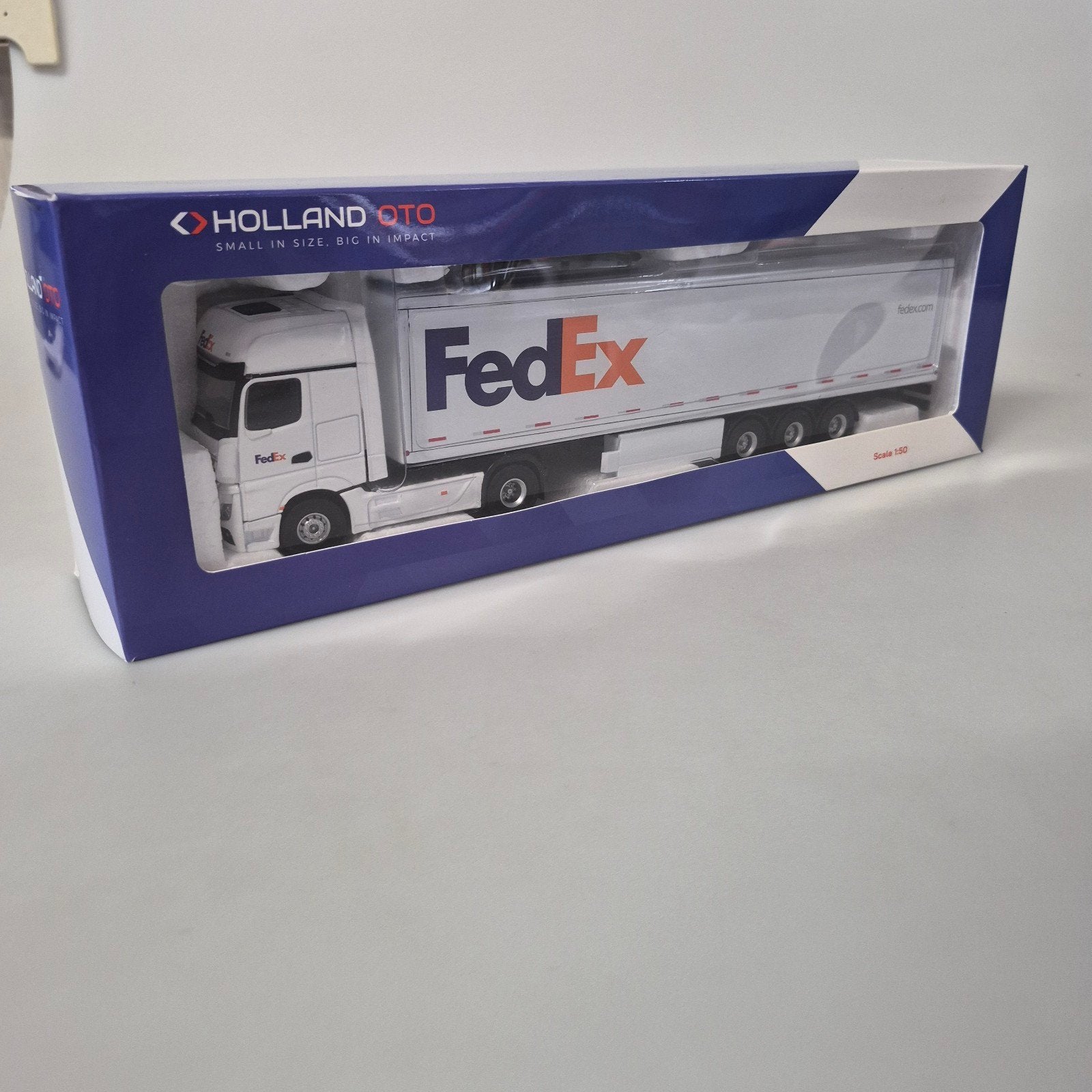 Mercedes-Benz FedEx vrachtwagen - 1:50 - Holland Oto, Ophalen of Verzenden, Holland oto, Holland oto, Holland oto