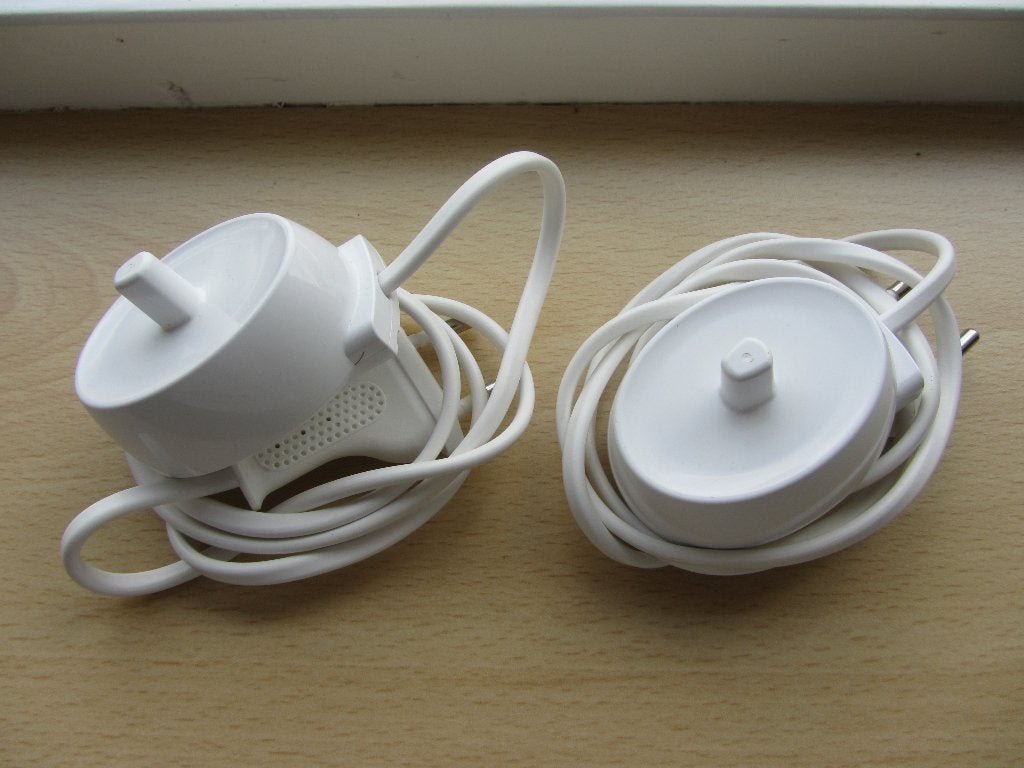 2x Oral-B Originele Oplader - Type 3757, Ophalen of Verzenden, Zo goed als nieuw, Overige typen