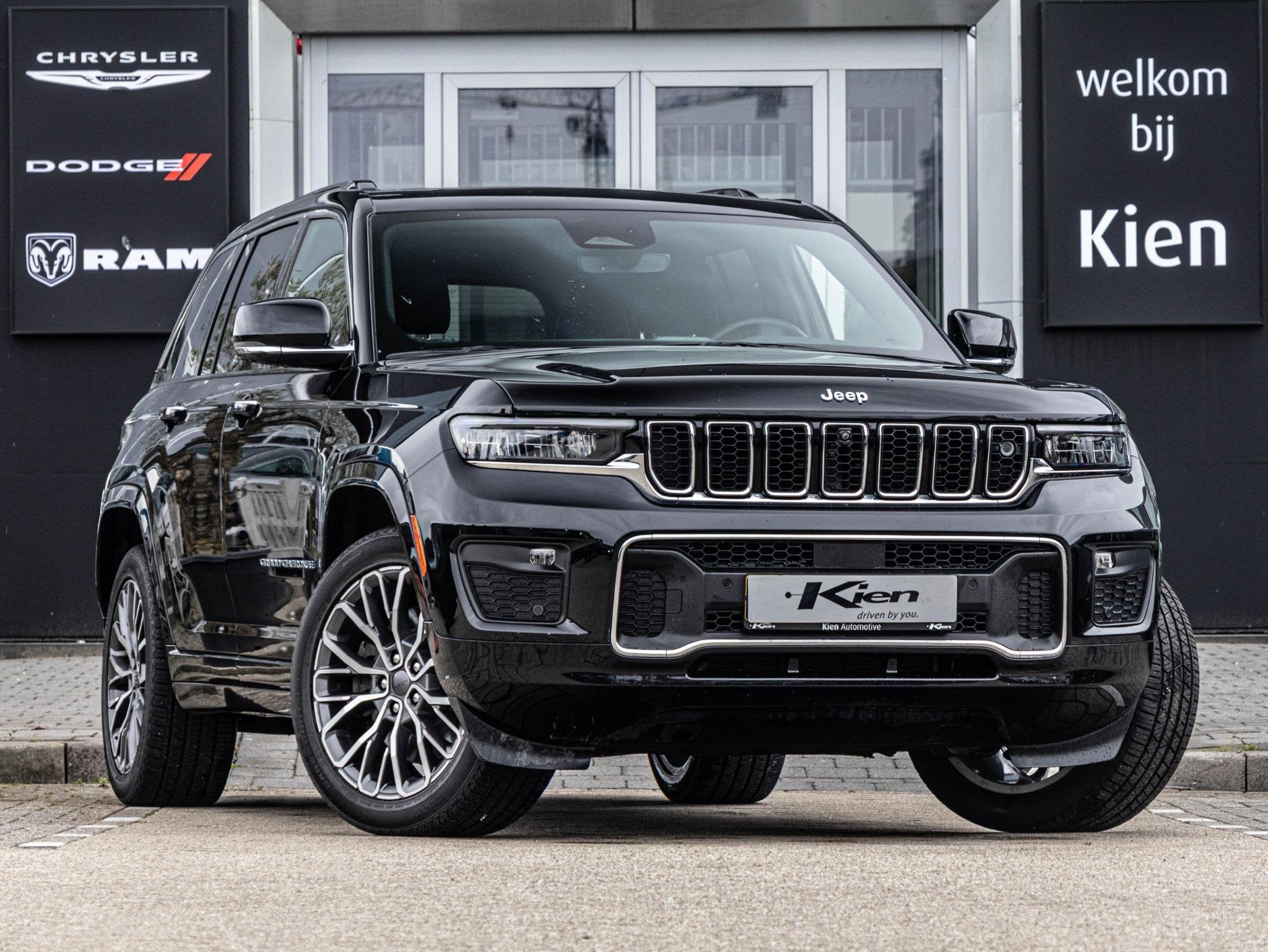 Jeep Grand Cherokee 2.0 Executive 4xe | Luchtvering | Pano-d