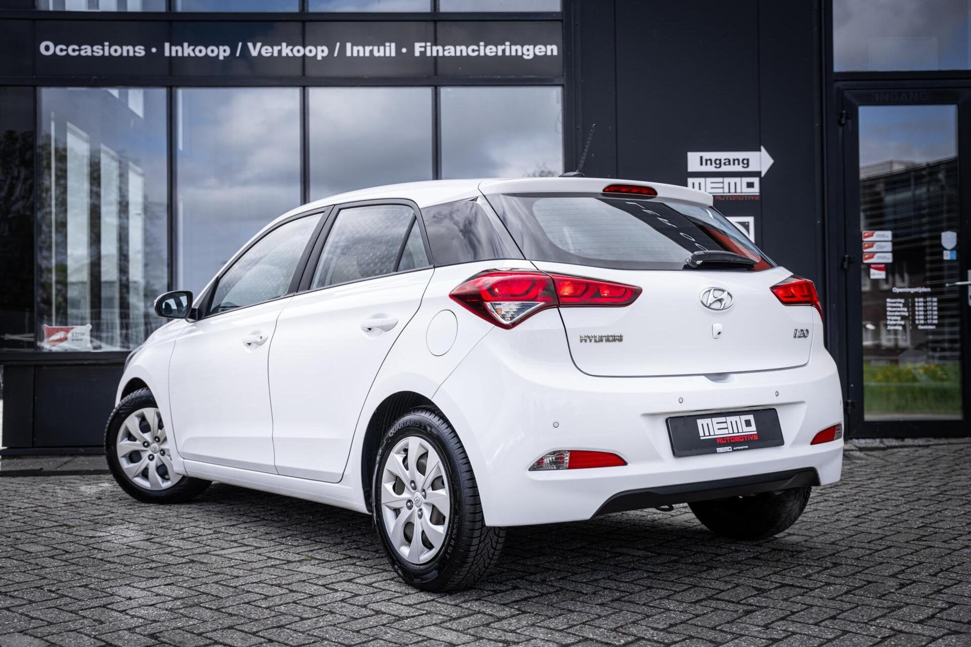 Hyundai i20 1.0 T-GDI Comfort*CAMERA*NAVI*CRUISE*LED*NAP*CLI, Voorwielaandrijving, 450 kg, Euro 6, Origineel Nederlands