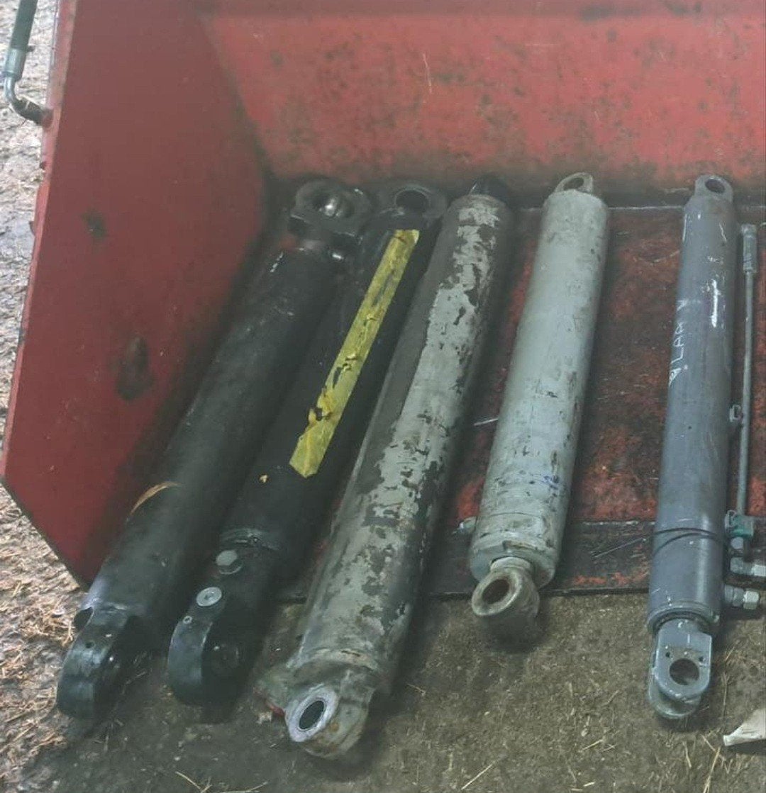 Hydraulische cilinders ideaal voor houtklovers, Auto-onderdelen, Ophalen, Gebruikt
