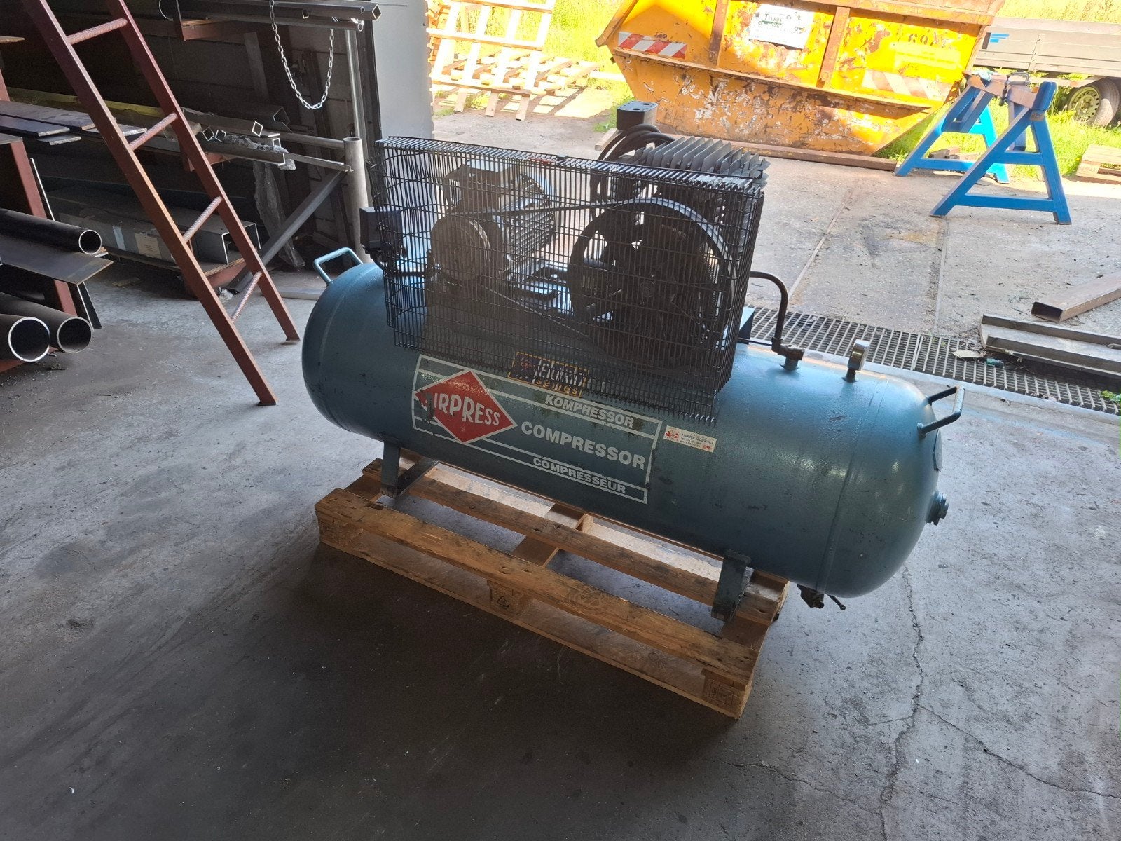 Airpress k300-k600 compressor 300L, Gebruikt, Ophalen of Verzenden, 200 tot 400 liter/min, 10 bar of meer
