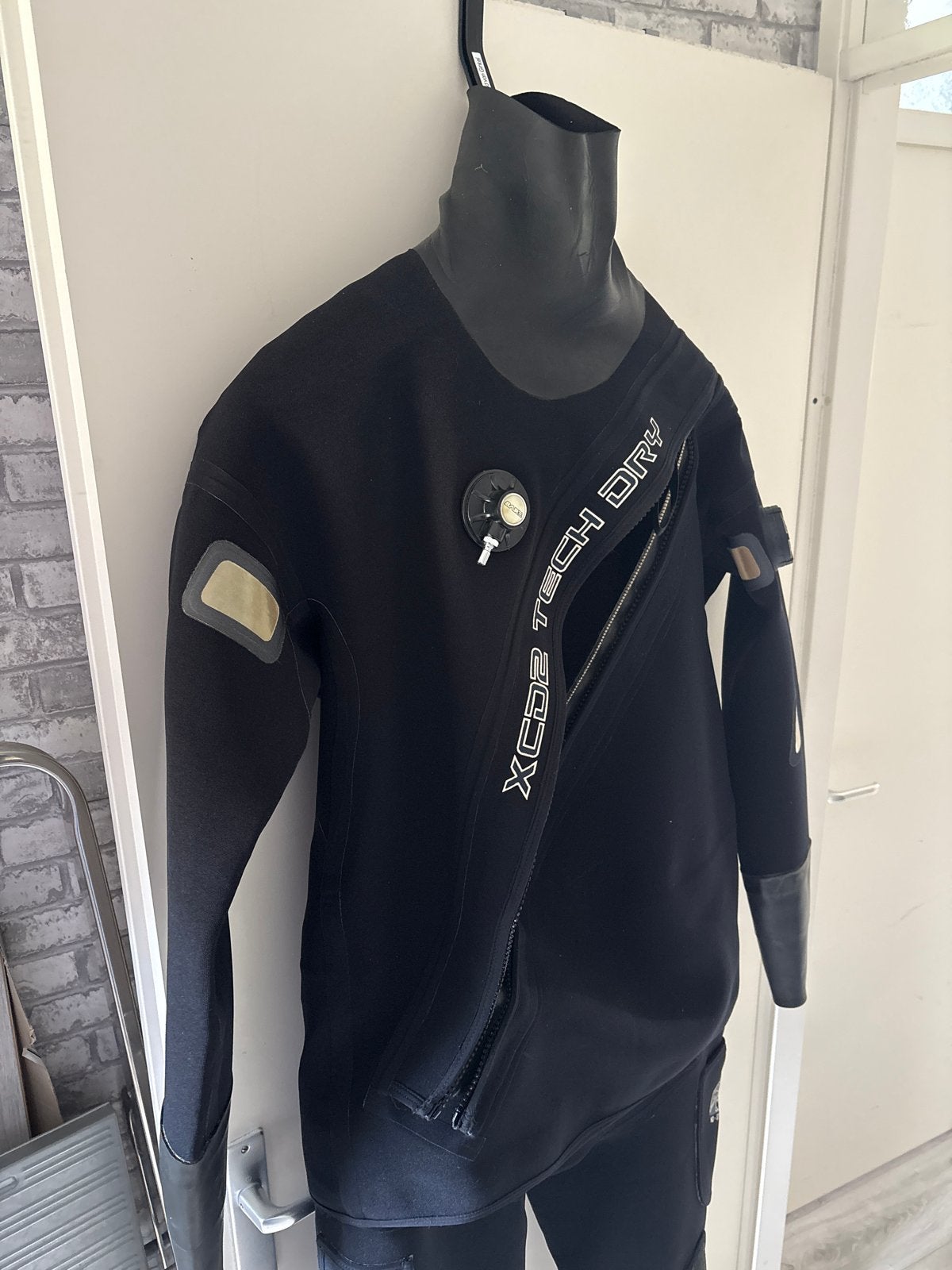 Bare XCD2 Tech Dry Droogpak - Maat XL, Watersport en Boten, Duiken, Ophalen, Gebruikt, Duikpak