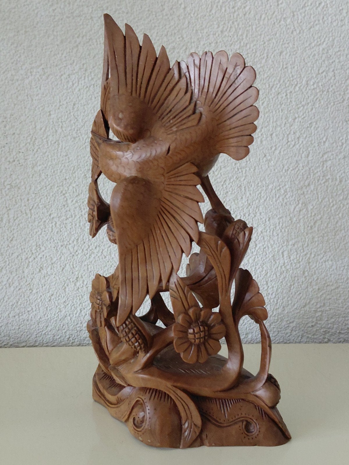 Handgesneden houten beeld art-deco uit Bali jaren 50, Ophalen of Verzenden, Handgemaakt, 20 - 50 cm, Beeld