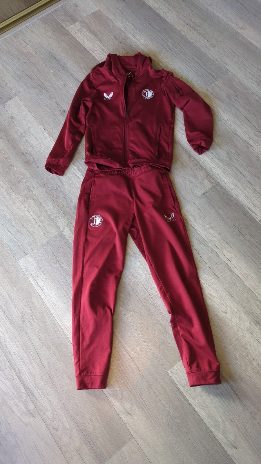 Origineel Feyenoord Travel hoodie met broek pak maat 146, Broek, Castore, Jongen of Meisje, Ophalen of Verzenden