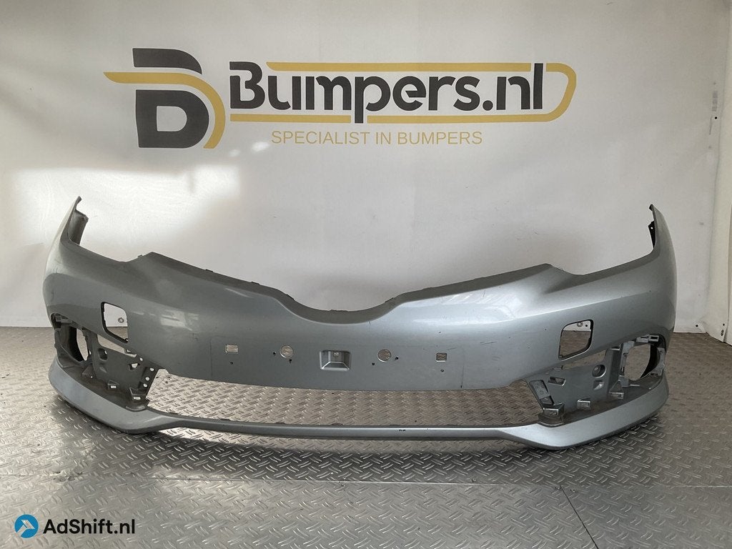 Bumper Toyota Auris 2 Facelift 16-21 52119-02K40 Voorbumper, Bumper