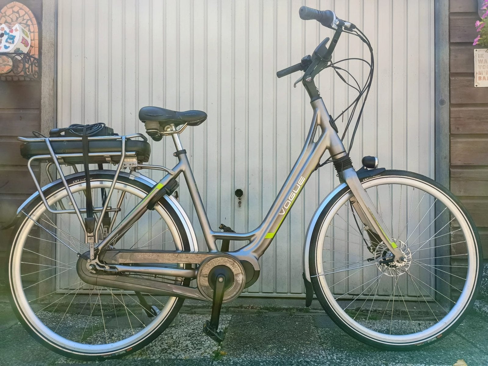 Vogue Elegance elektrische fiets, Zo goed als nieuw, 51 tot 55 cm, 50 km per accu of meer, Ophalen